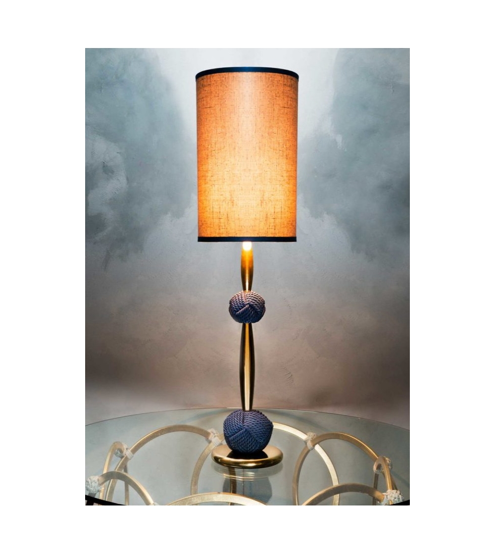 valuable table lamps