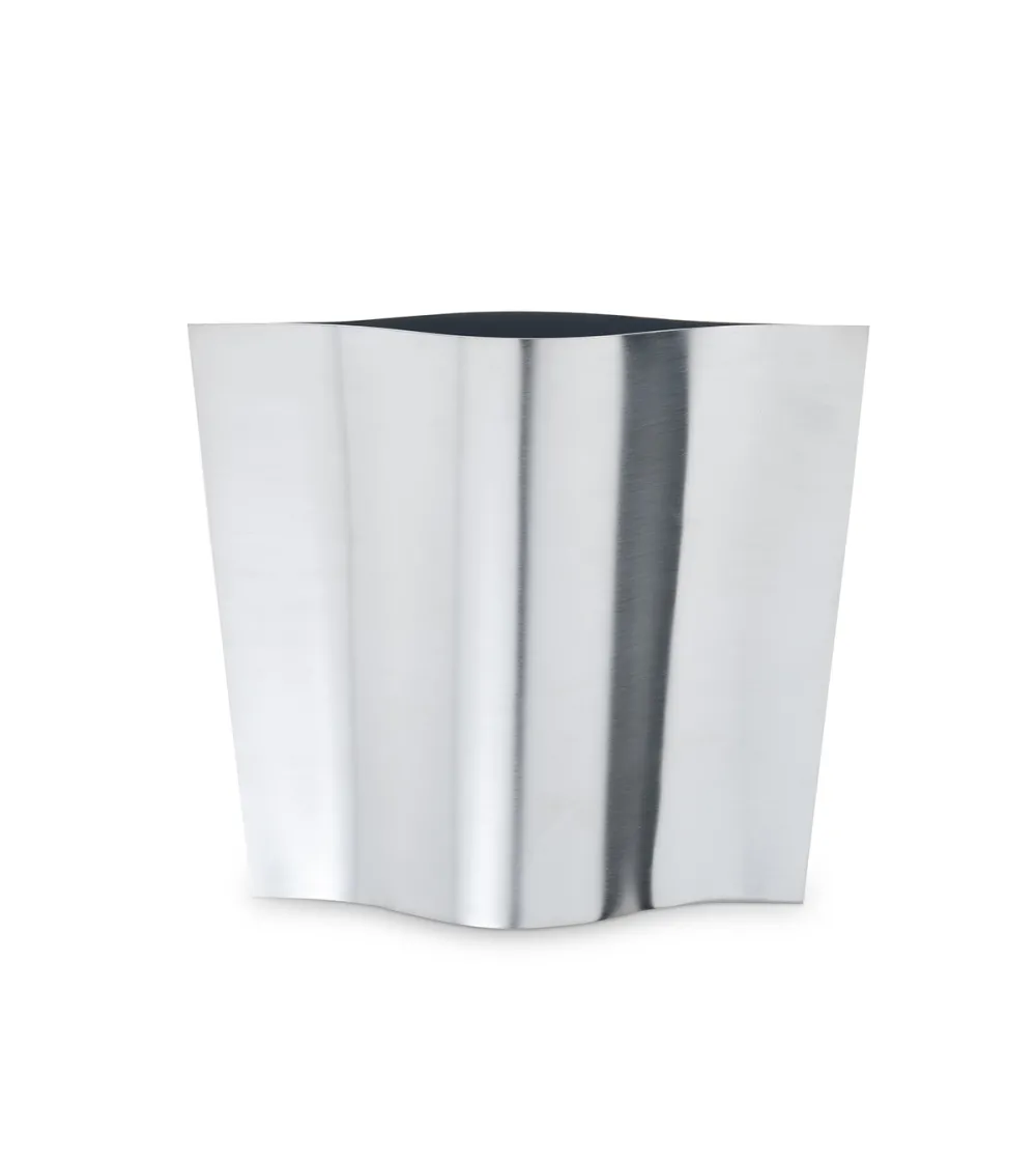 Albatros Satin Black Vase - Mesa Design